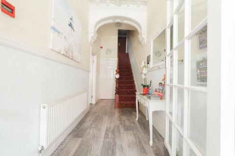 Guest house for sale, Douglas IM2