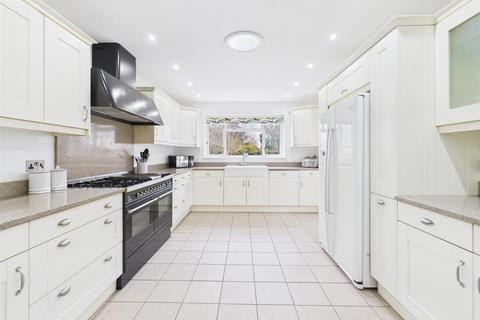 3 bedroom detached house for sale, Bury Street, Ruislip HA4