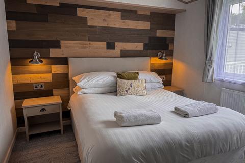 2 bedroom lodge for sale, Melbourne Road, Allerthorpe YO42