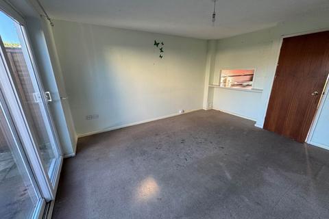 undefined, Dowell Close, Taunton TA2