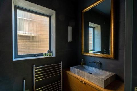 1 bedroom apartment to rent, Powerscroft Rd, London, E5
