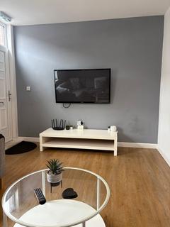 4 bedroom house to rent, Lancing Road, Sheffield S2