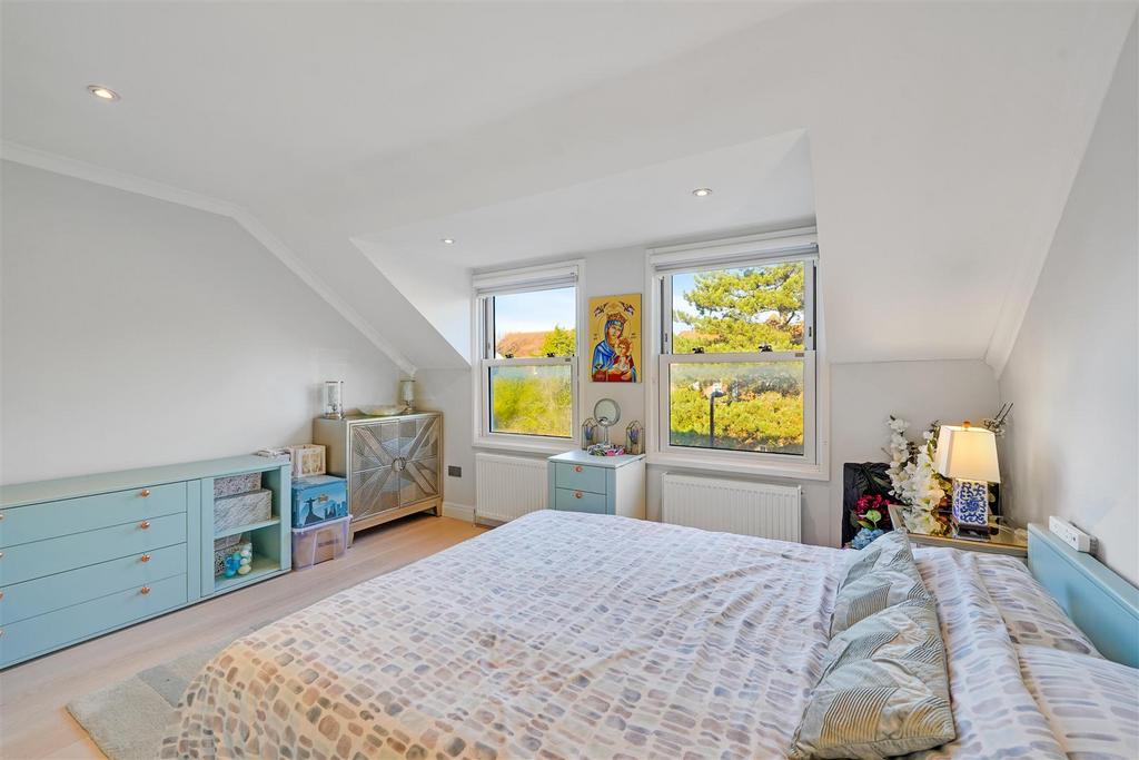 Bedroom 2.jpg
