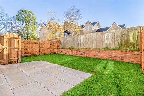 4 bedroom townhouse for sale, Kingsbridge Way, Kentford CB8