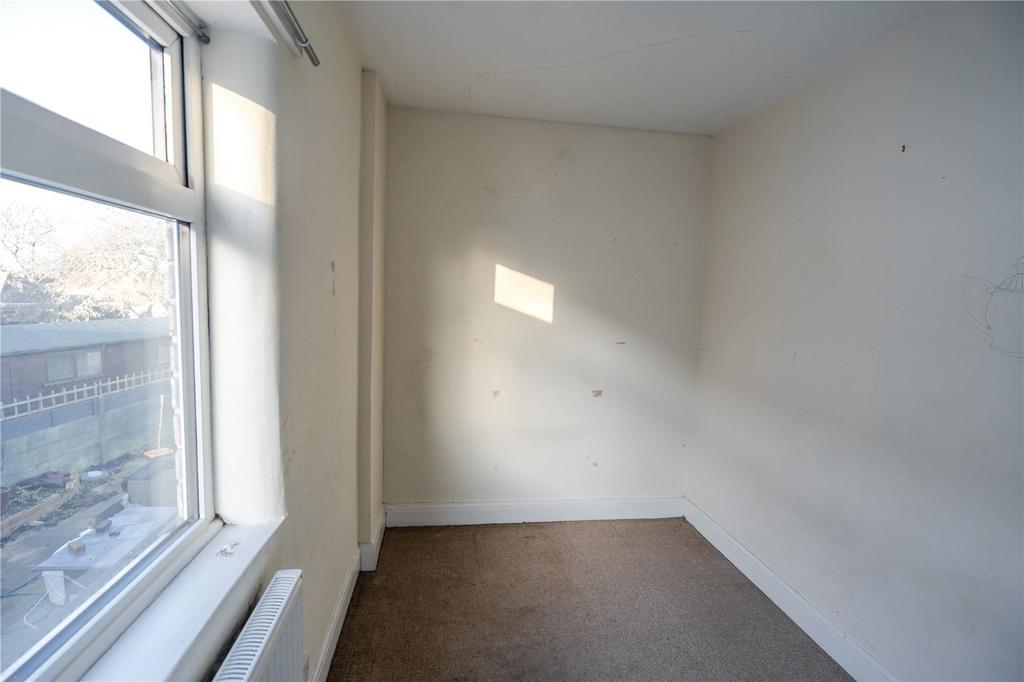 Bedroom 3 (2)