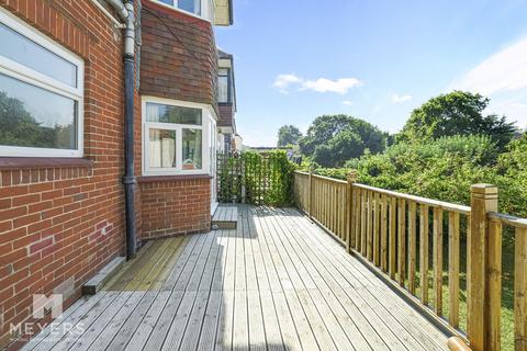3 bedroom flat for sale, Montague Road, Bournemouth, BH5 2