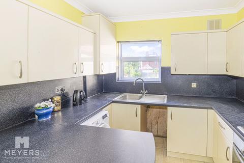 3 bedroom flat for sale, Montague Road, Bournemouth, BH5 2