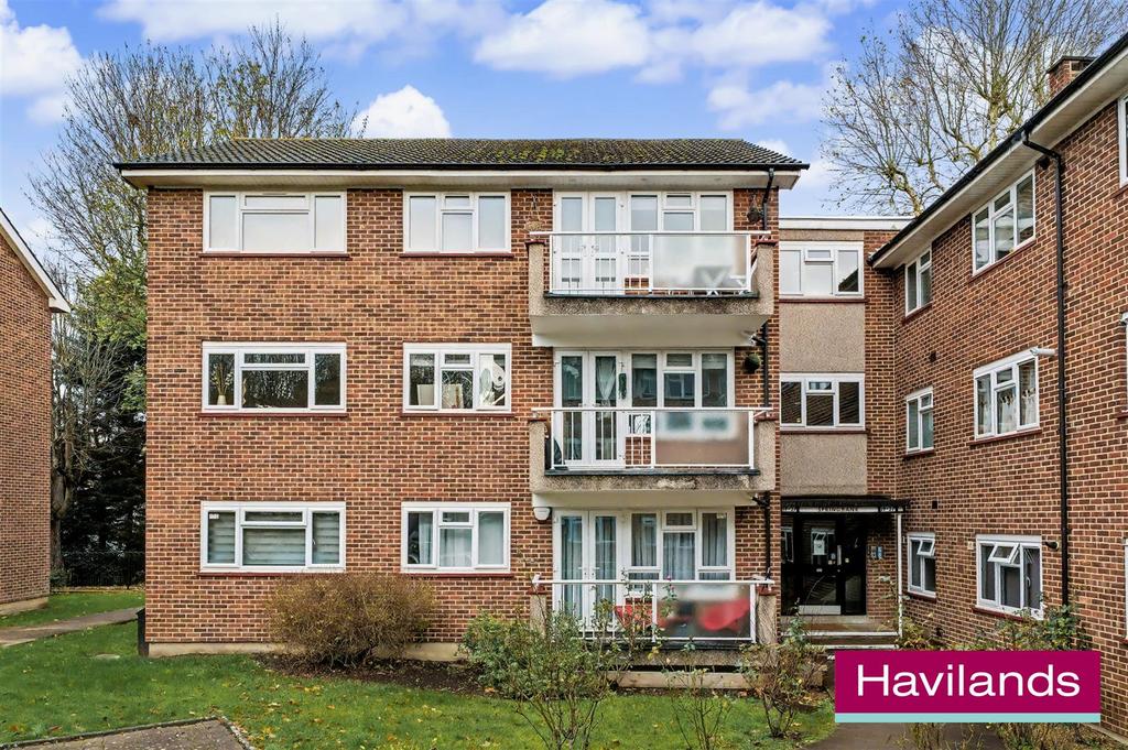 Flat 25, Springbank N21 1 JH-10.jpg