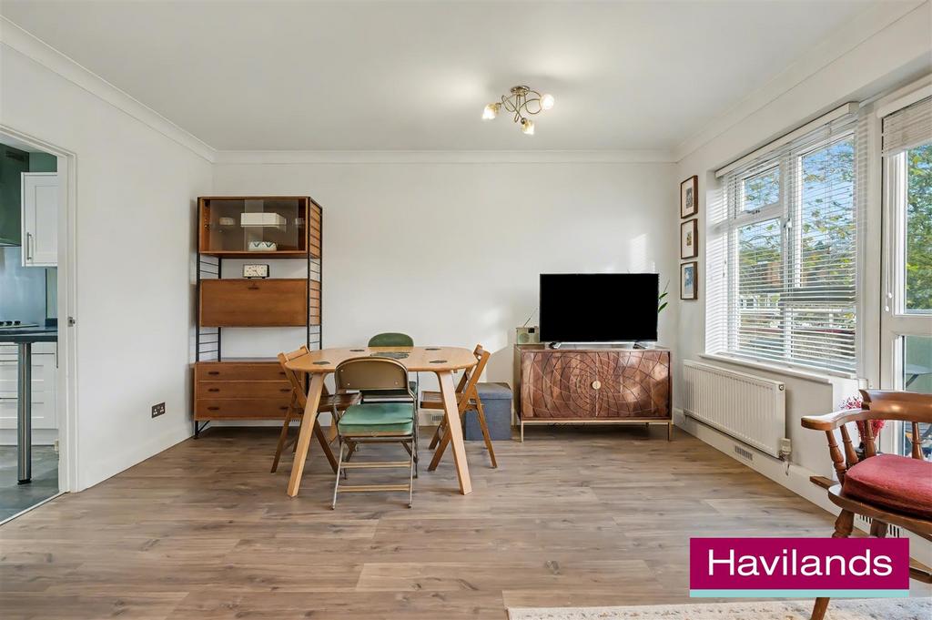 Flat 25, Springbank N21 1 JH-4.jpg