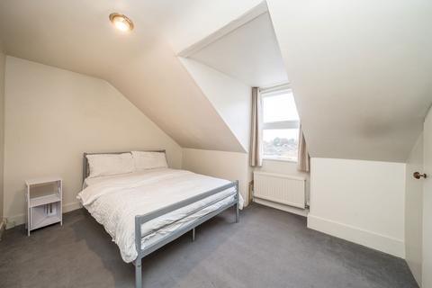 undefined, Lewin Road, London SW16