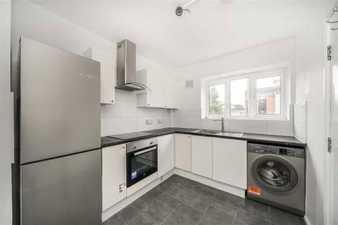 undefined, Queensbridge Road, London E2