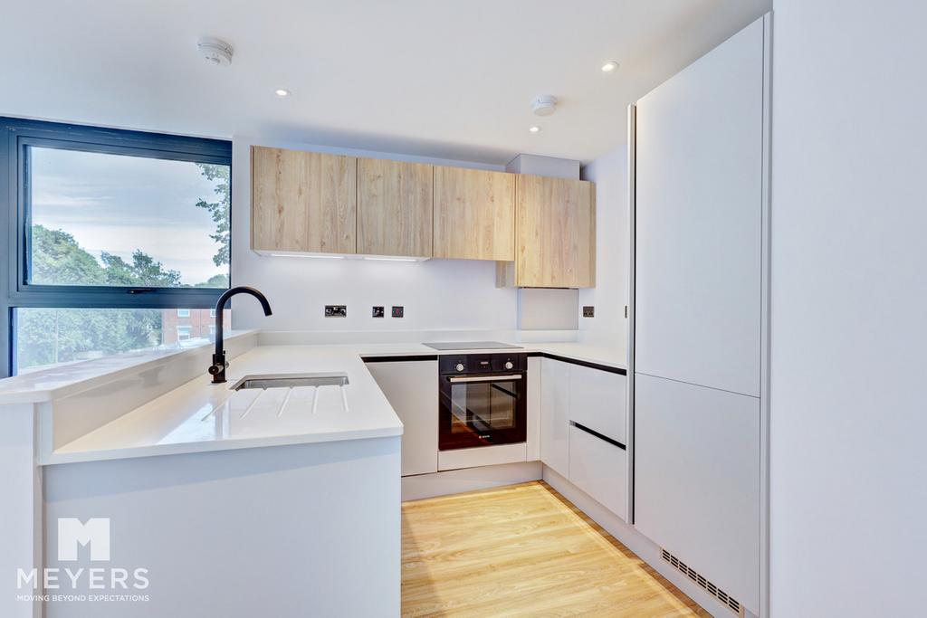 Apartment in Bournemouth - View 5