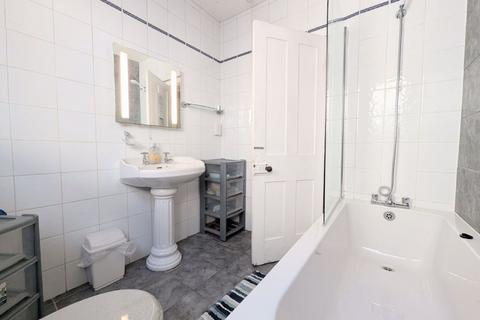 undefined, Room 3 6, Bournemouth, BH6 3