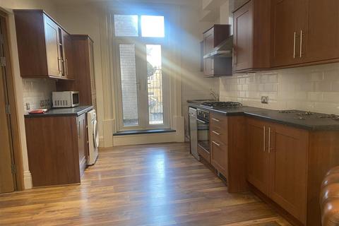 2 bedroom apartment to rent, 23 Silver Street, Hull