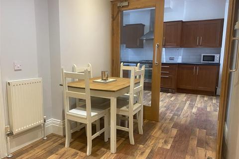 2 bedroom apartment to rent, 23 Silver Street, Hull