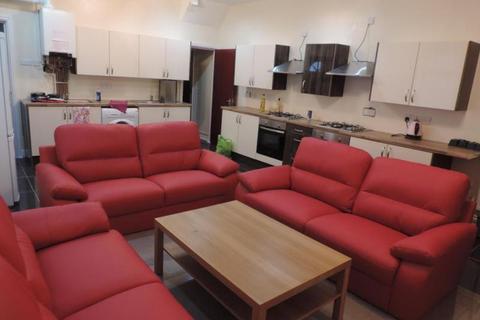 9 bedroom terraced house to rent, Harriet Street