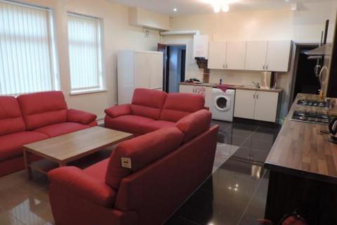 9 bedroom terraced house to rent, Harriet Street