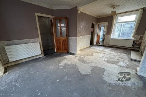 4 bedroom end of terrace house for sale, Hill Street, Penygraig, Tonypandy, Rhondda Cynon Taff, CF40 1LT