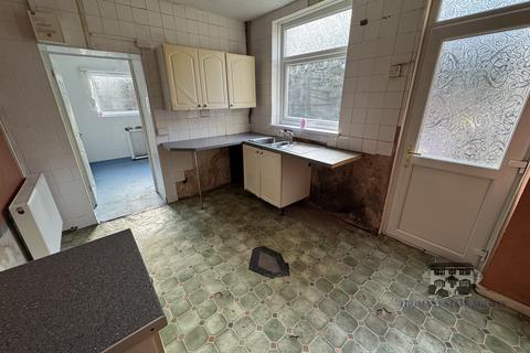 4 bedroom end of terrace house for sale, Hill Street, Penygraig, Tonypandy, Rhondda Cynon Taff, CF40 1LT
