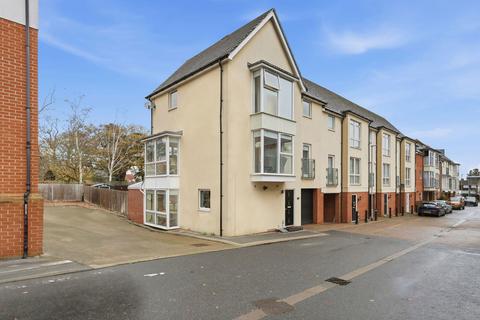undefined, Montfort Drive, Chelmsford CM2