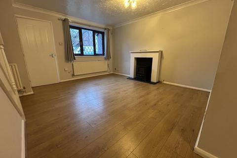 3 bedroom terraced house to rent, Monarch Close,  Basingstoke,  RG22