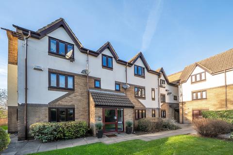 2 bedroom apartment for sale, Colindeep Lane, Colindale, NW9