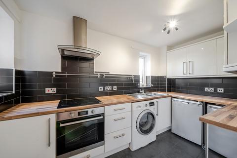 2 bedroom apartment for sale, Colindeep Lane, Colindale, NW9
