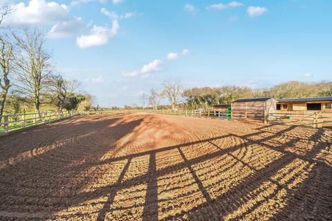 3 bedroom equestrian property for sale, 17 Brook Street, Hemswell, Gainsborough, DN21 5UJ