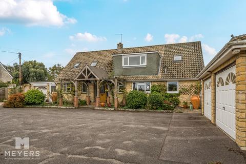 5 bedroom detached bungalow for sale, Colliers Lane, Wool, BH20 6