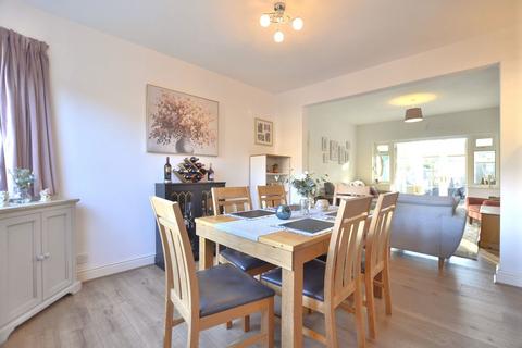 4 bedroom semi-detached house for sale, Armscroft Crescent, Gloucester GL2
