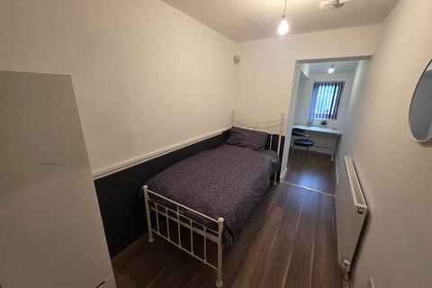 undefined, Double Room Available, Rubery, B45