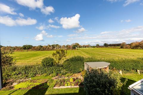 undefined, 2 Greenfields Cottages