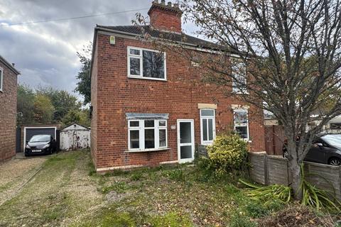 3 bedroom semi-detached house for sale, 150 Hawthorn Bank, Spalding, Lincolnshire PE11 2UN