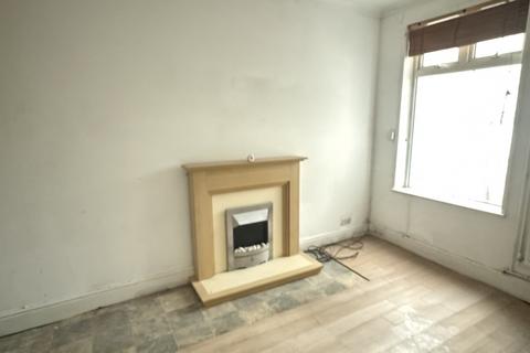 3 bedroom semi-detached house for sale, 150 Hawthorn Bank, Spalding, Lincolnshire PE11 2UN