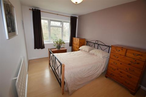 undefined, 11 Western Gateway, London, E16