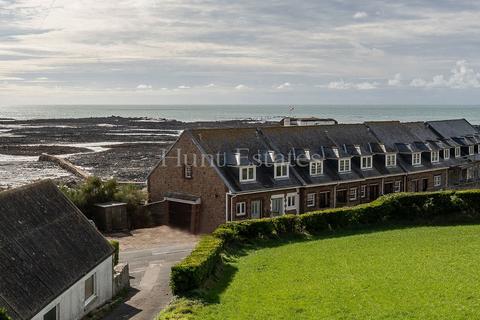undefined, 14 Mariner Cottages