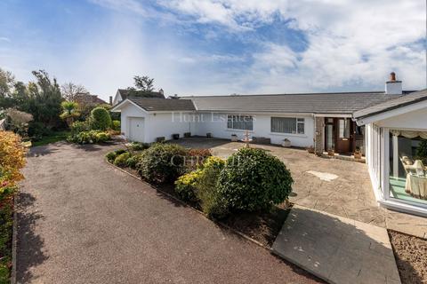 3 bedroom detached house for sale, 10 Le Clos Du Mont Arthur
