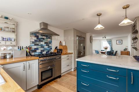 4 bedroom semi-detached house for sale, Northdale, La Rue De Haut, St Lawrence,JE3 1JZ