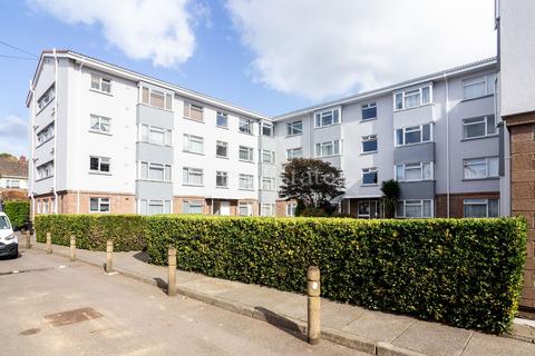2 bedroom flat for sale, Apt 71 Marett Court