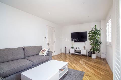 3 bedroom semi-detached house for sale, 21 Le Clos Vaze