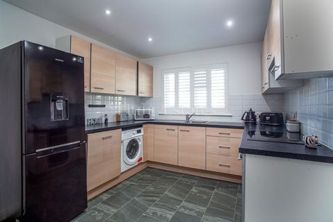 3 bedroom semi-detached house for sale, 21 Le Clos Vaze