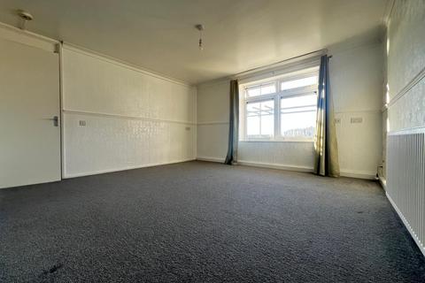 undefined, Denham Close, Luton, Bedfordshire