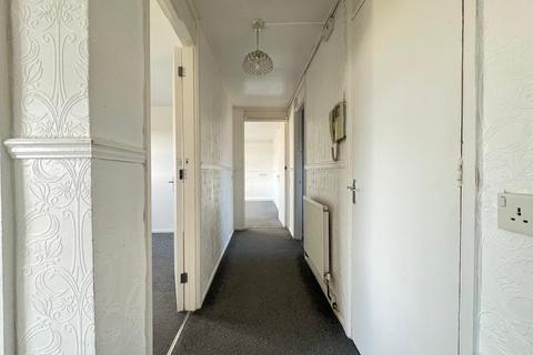 undefined, Denham Close, Luton, Bedfordshire