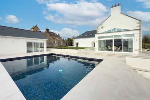 6 bedroom detached house for sale, Viewfields