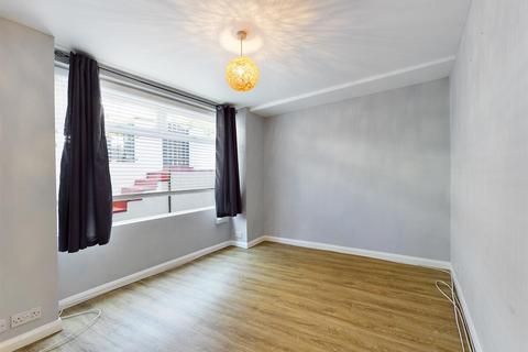 1 bedroom maisonette to rent, Milner Road, Brighton