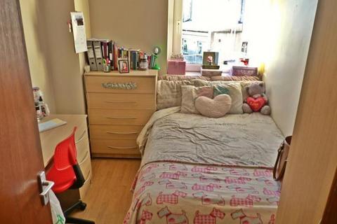 7 bedroom terraced house to rent, Coburn Street