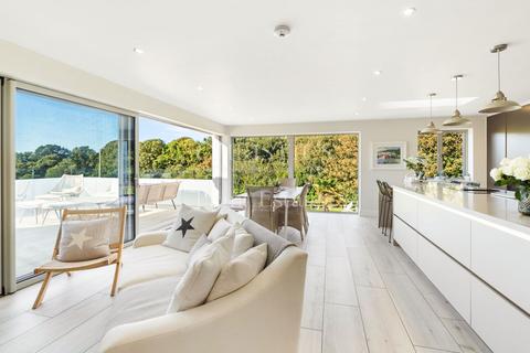 4 bedroom detached house for sale, Bay Tree House