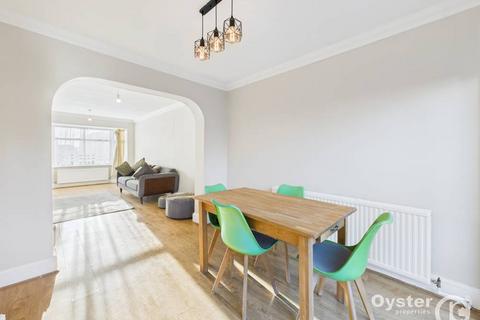 undefined, Taunton Way, Stanmore, HA7