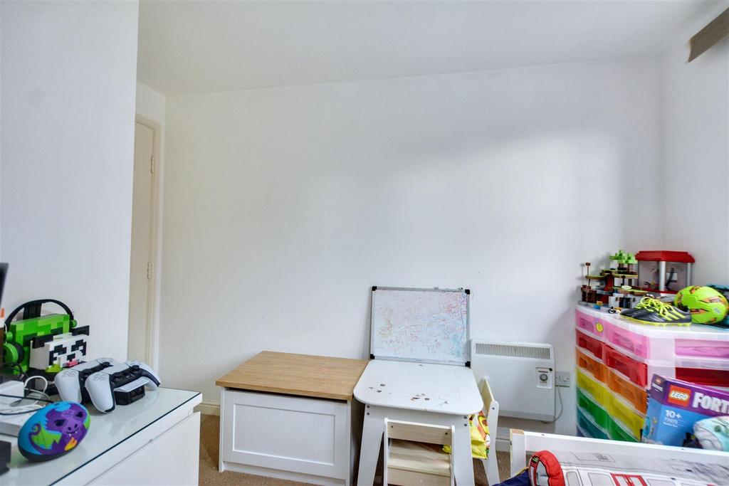 Bedroom 2 2.jpeg