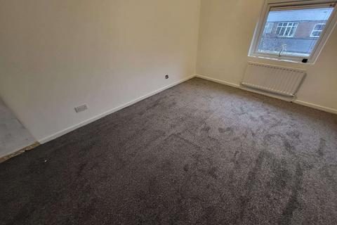 undefined, Luton LU1